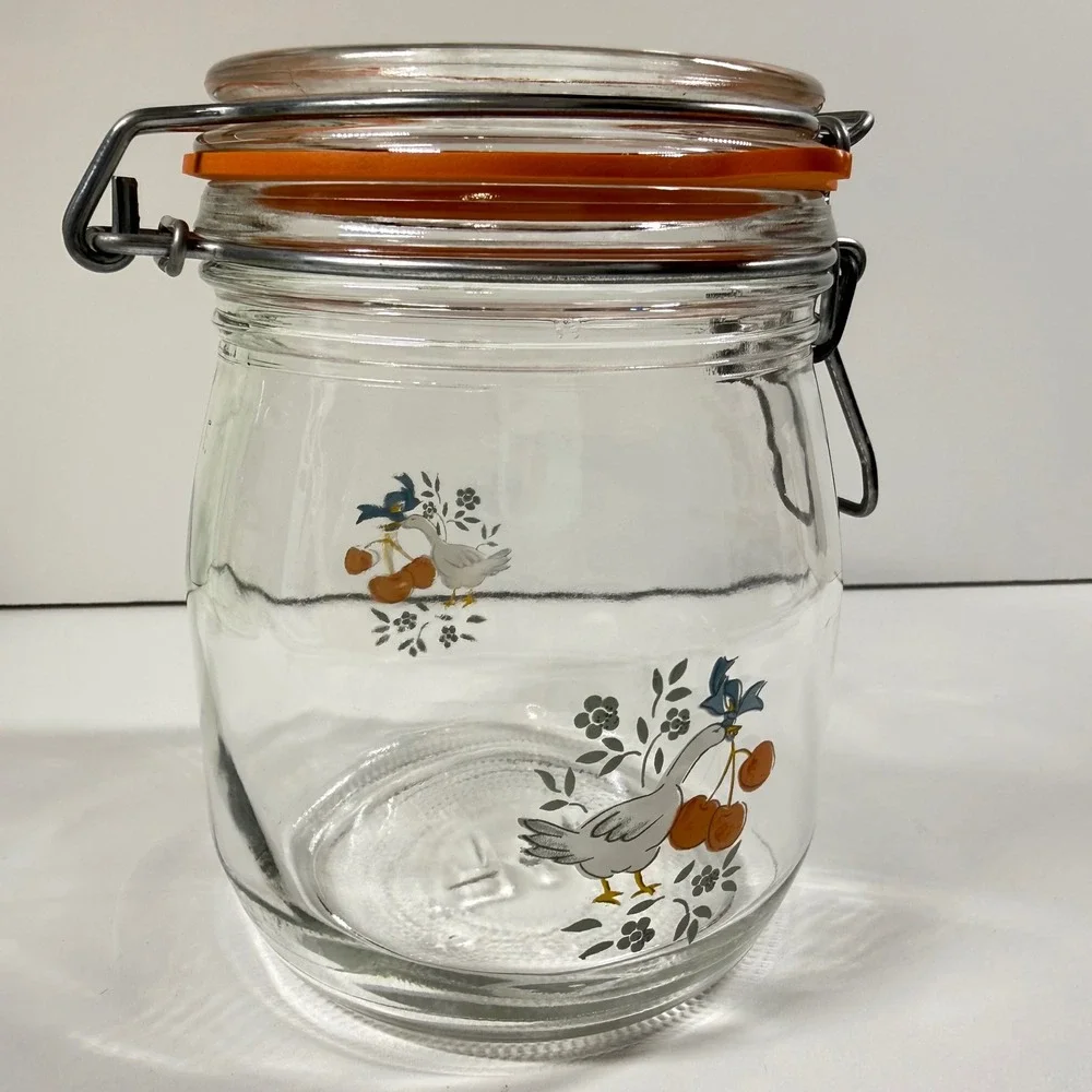 Vintage 80s Arc France GOOSE & CHERRIES Glass Canister 3/4L Wire Bail Jar NICE